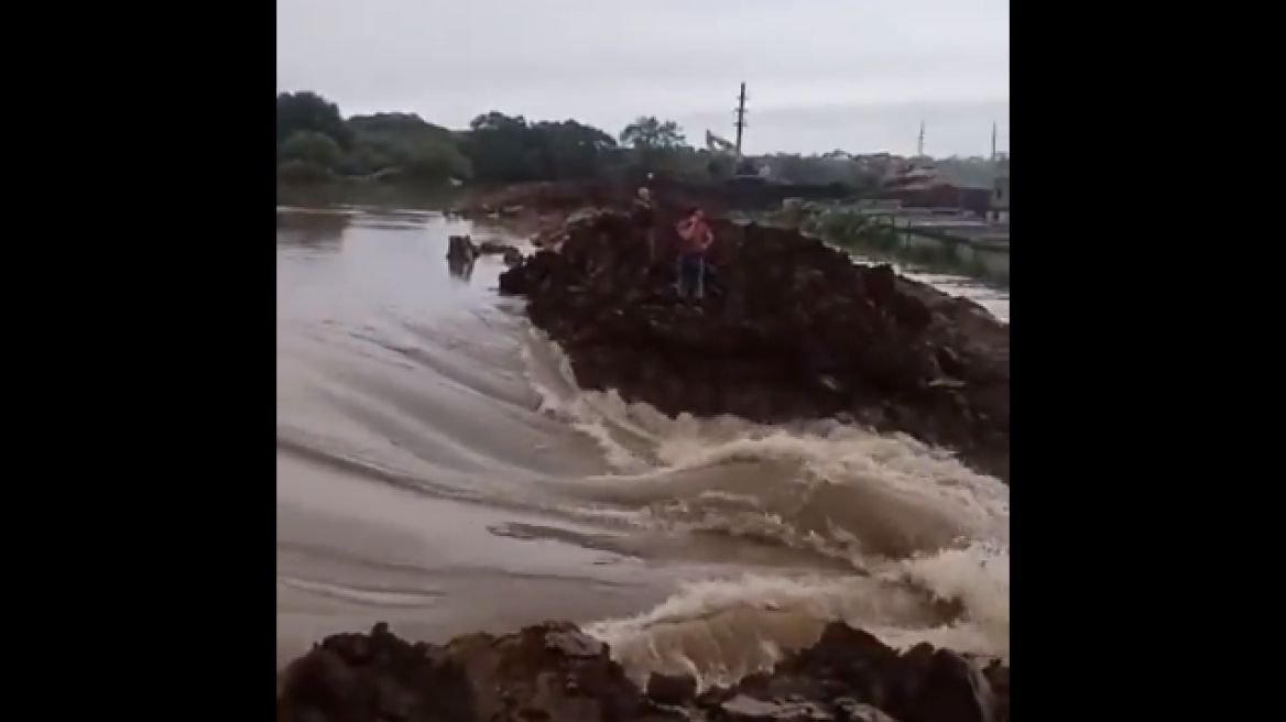 Πλημμύρες στη Ρωσία: Σε κατάσταση έκτακτης ανάγκης μέρος της Άπω Ανατολής - Έσπασε φράγμα, εκκενώνονται χωριά