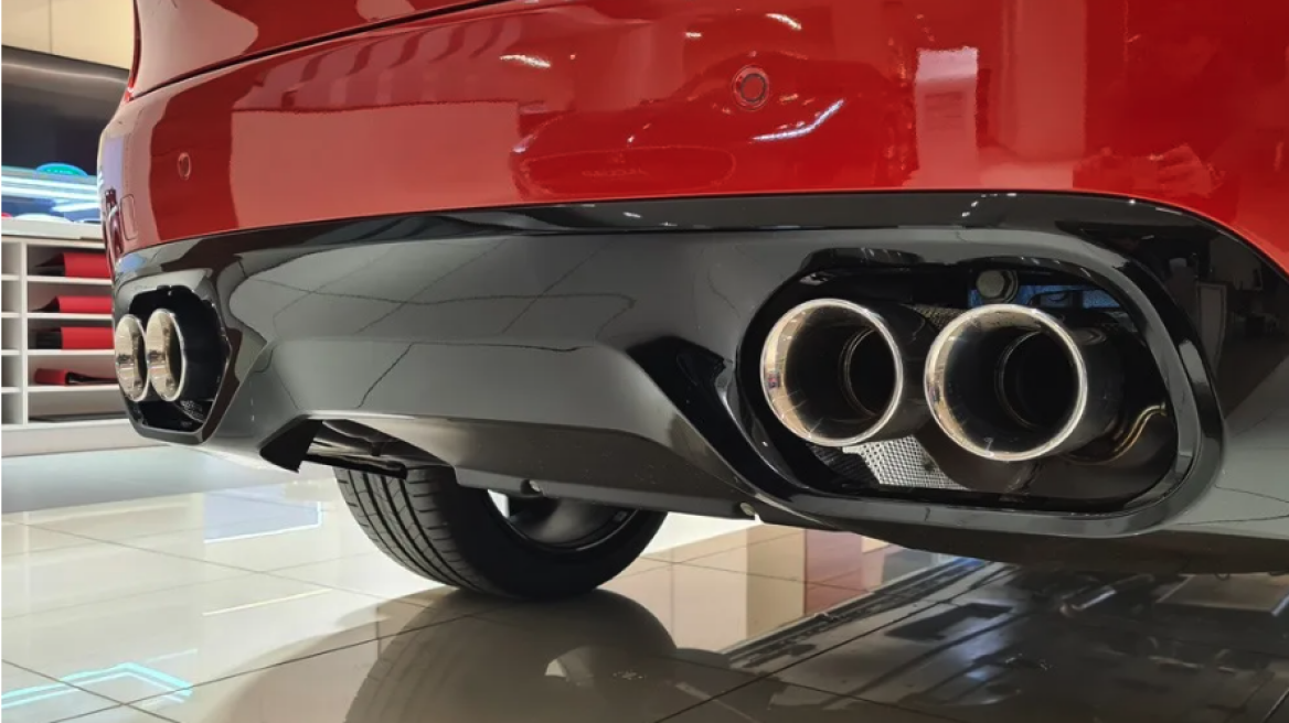 Γιατί η εξάτμιση βρίσκεται πάντα στο πίσω μέρος;