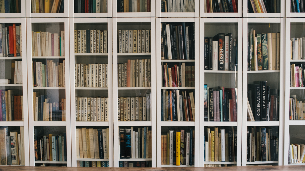 Αναρτήθηκαν οι προσωρινοί πίνακες για τα voucher βιβλίων της ΔΥΠΑ	