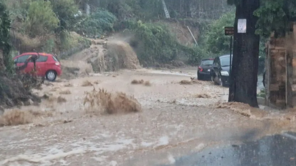 Καιρός - Κακοκαιρία Daniel: Μήνυμα από το 112 για απαγόρευση κυκλοφορίας στον Παλαμά Καρδίτσας  