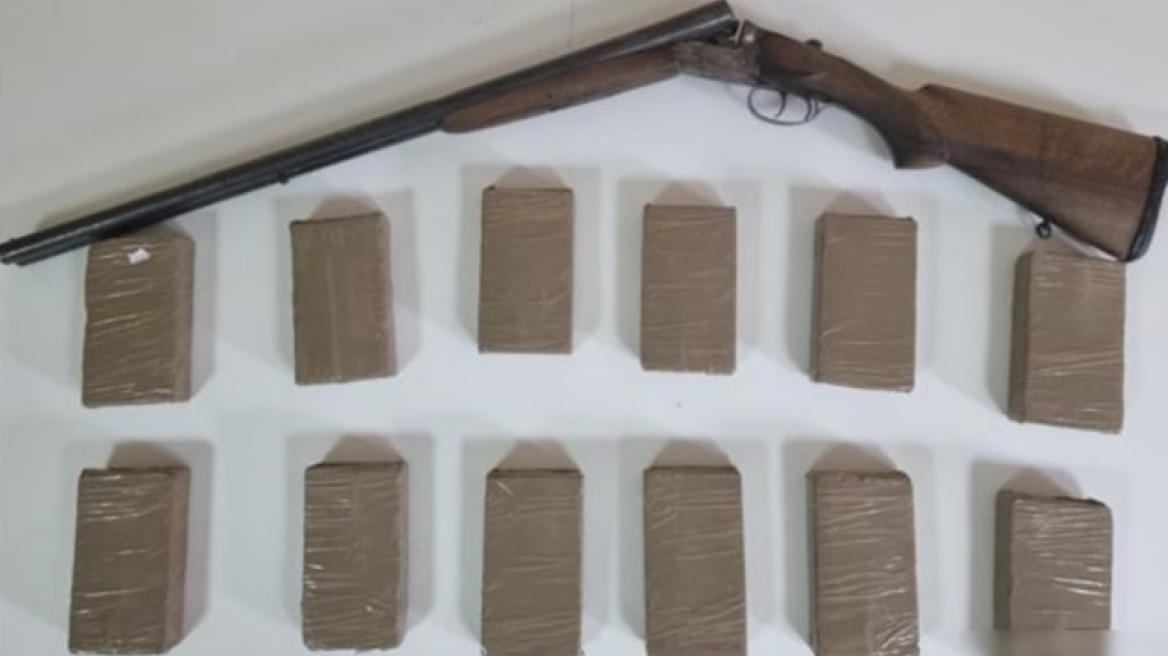 Βέροια: Ανήλικος έκρυβε έξι κιλά ηρωίνης μέσα σε παπούτσια