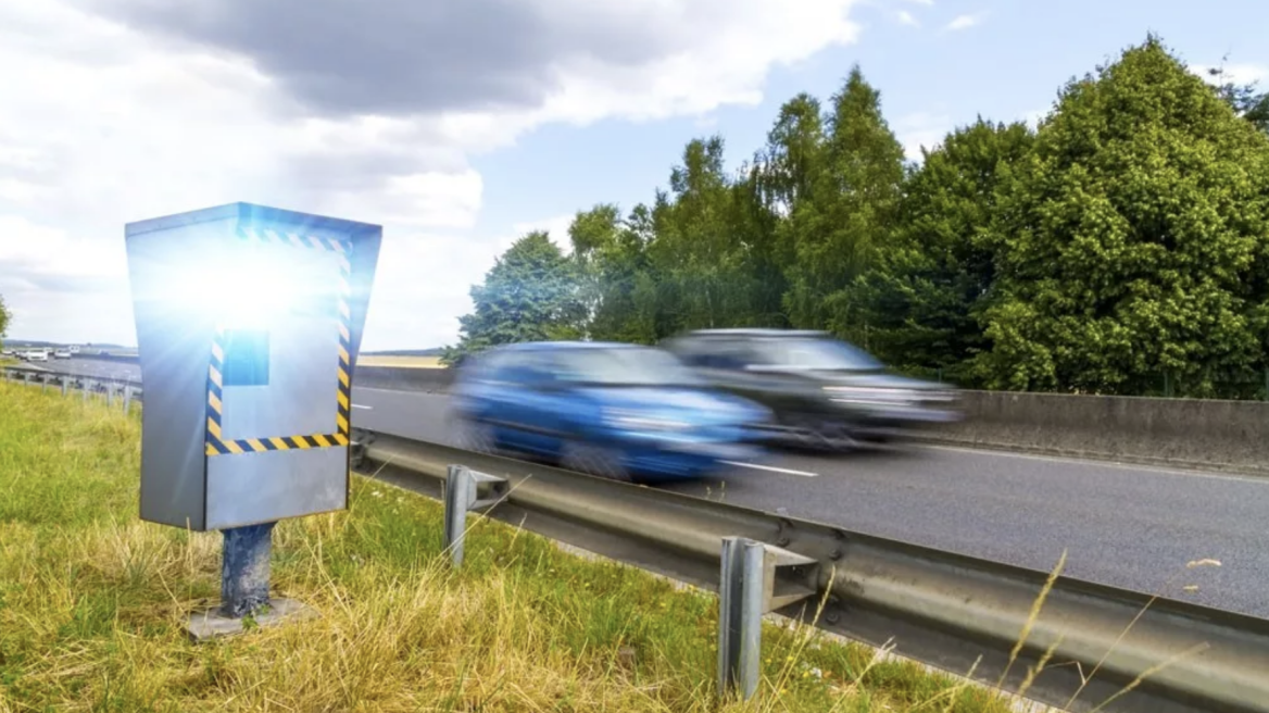 Το φωτοραντάρ τρελάθηκε! Οδηγούσε με 388 χλμ./ώρα!