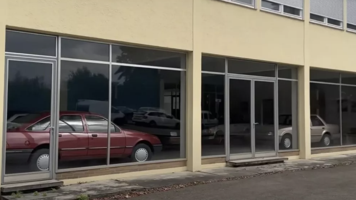 Αντιπροσωπεία-φάντασμα της Ford κρύβει θησαυρούς