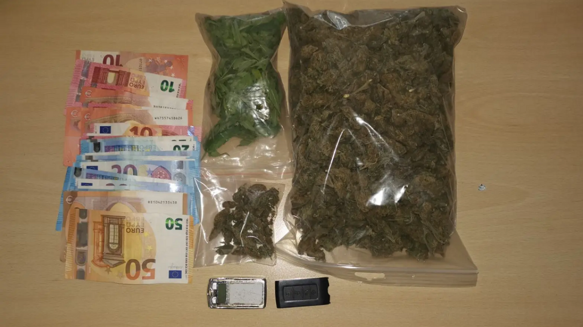 Ιωάννινα: Συνελήφθη νεαρός που θα διακινούσε μισό κιλό κάνναβης