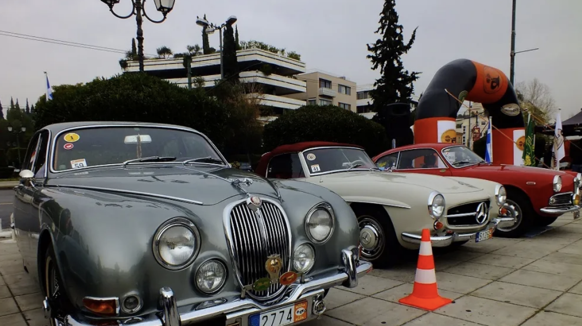 Σε τάξη και οι αντίκες!