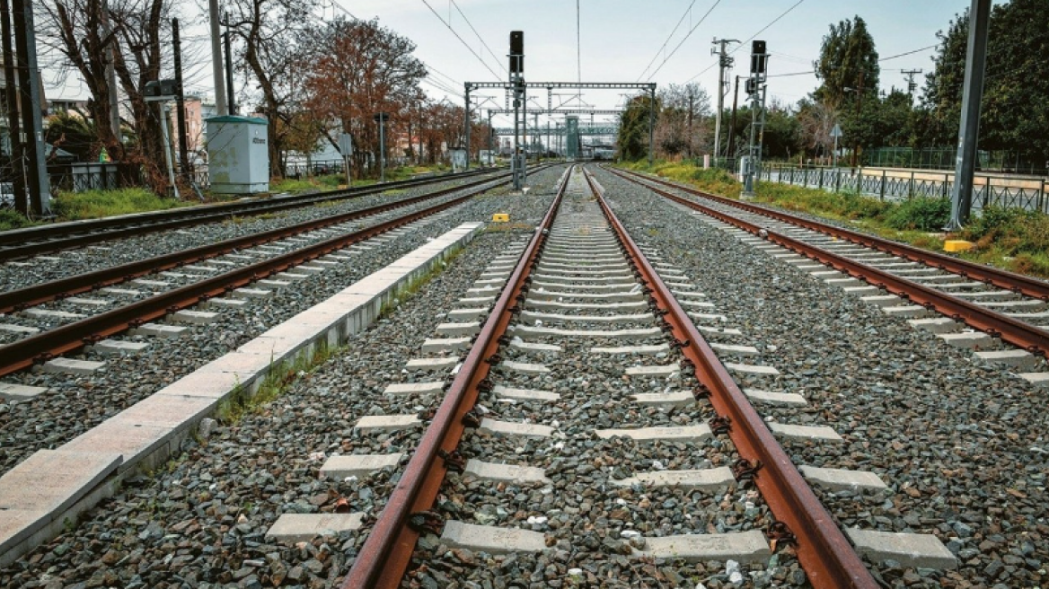 Τι αλλάζει σε ΟΣΕ, ΕΡΓΟΣΕ, ΓΑΙΑΟΣΕ – Στα σκαριά ο νέος ενιαίος σιδηροδρομικός φορέας
