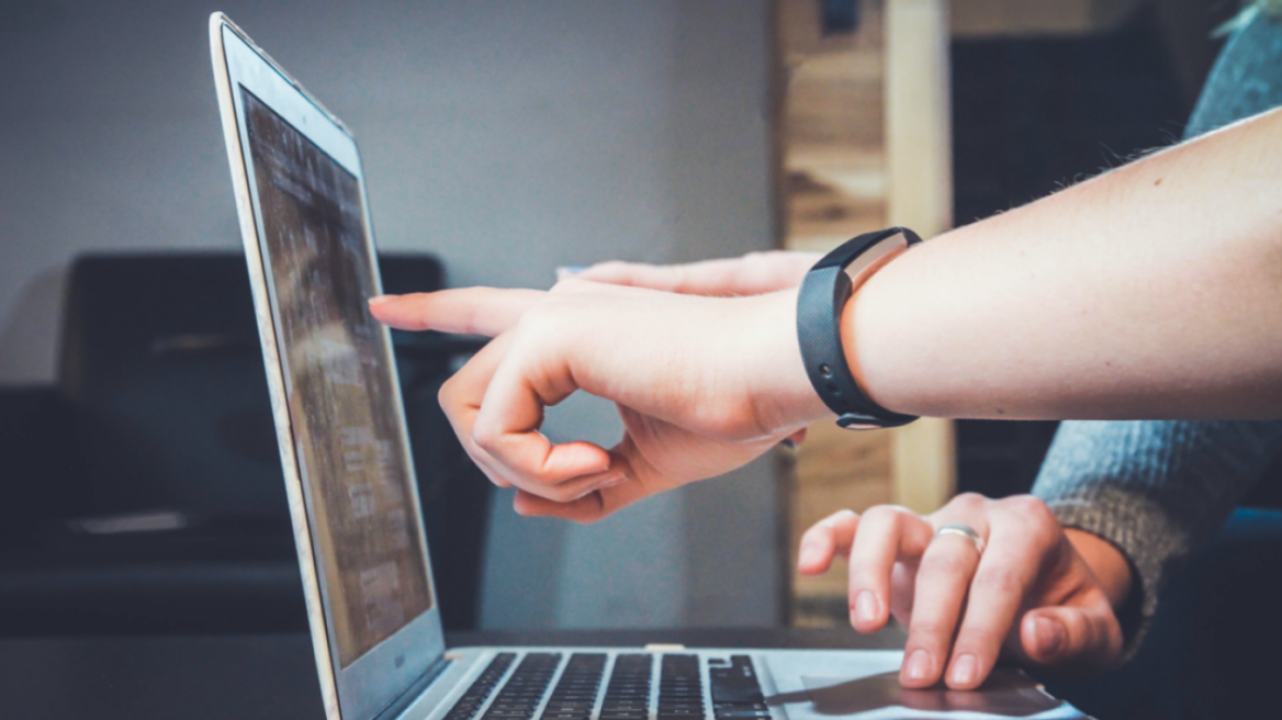 ΔΥΠΑ: Τη Δευτέρα ξεκινούν οι αιτήσεις για επαγγελματική κατάρτιση με χρήση τεχνητής νοημοσύνης