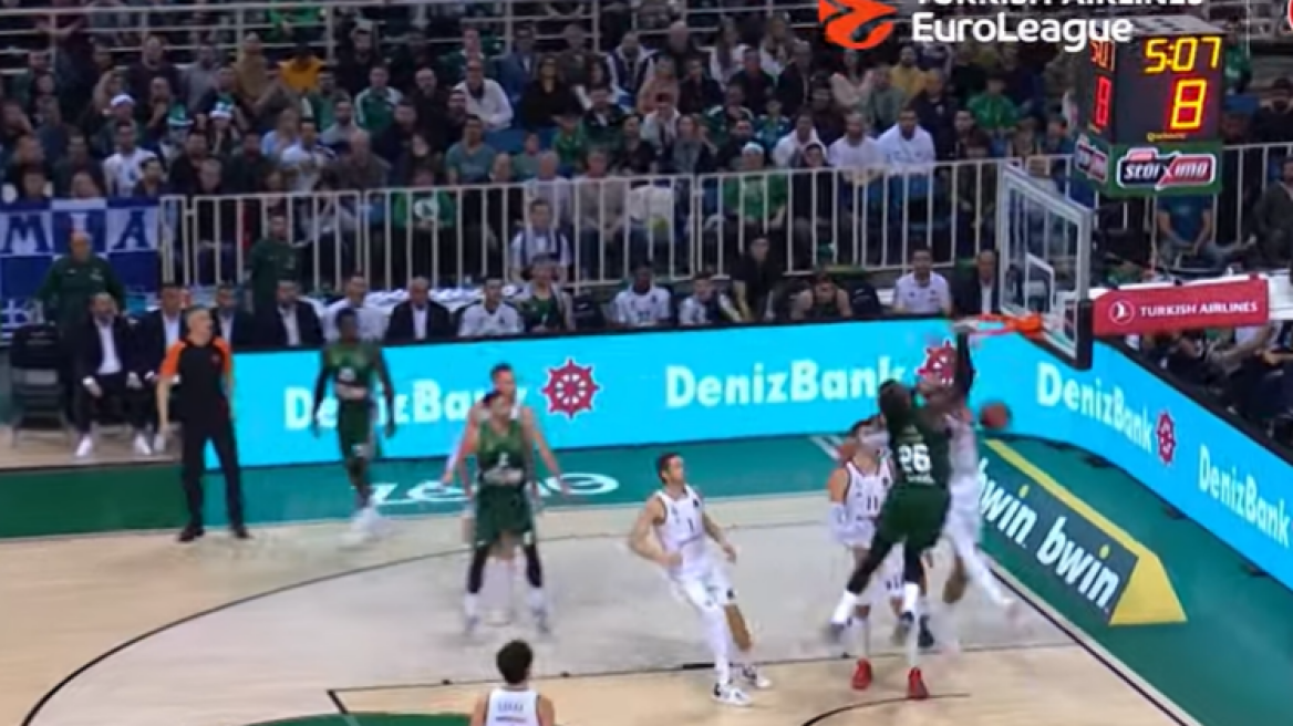  Ο Ματίας Λεσόρ την...πτήση της χρονιάς στη Euroleague - Βίντεο 