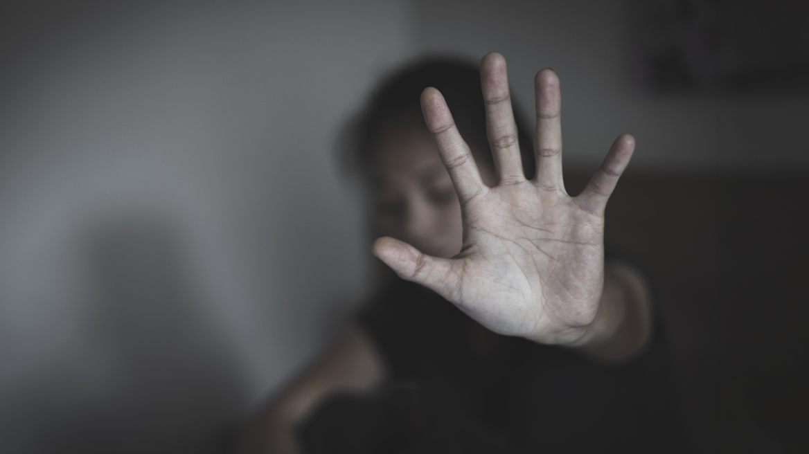 Συνελήφθη 57χρονος στην Αλεξανδρούπολη που κρέμασε τη σύζυγό του από το παράθυρο