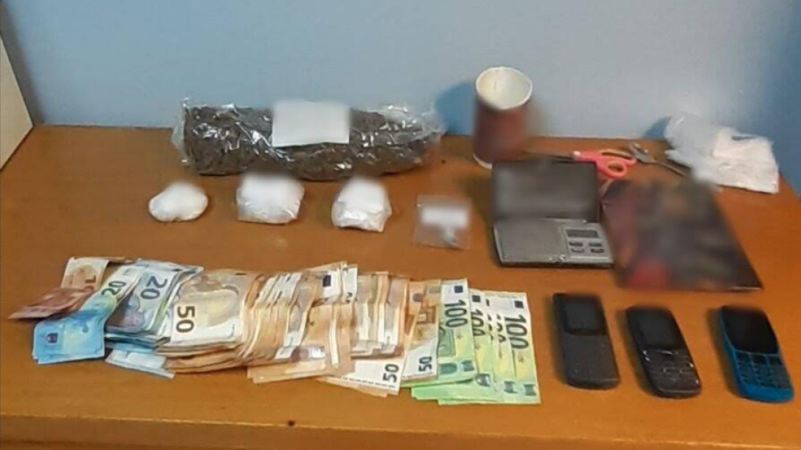 Δίδυμο διακινούσε κοκαΐνη και κάνναβη στην Εύβοια
