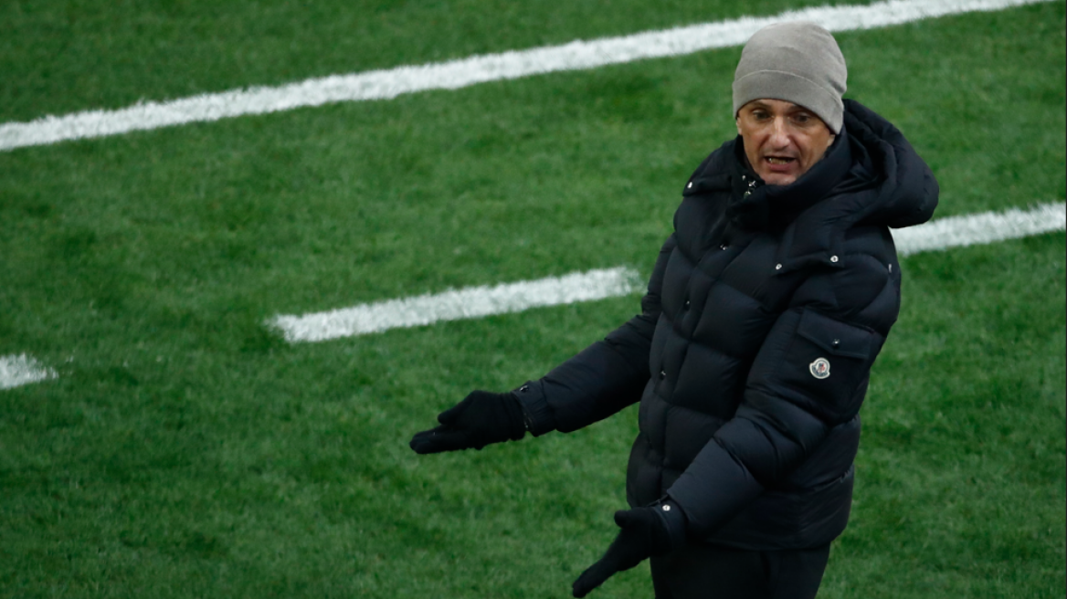 Λουτσέσκου μετά την ήττα του ΠΑΟΚ από τον Ολυμπιακό: «Ότι και να κάνουμε πάει λάθος»