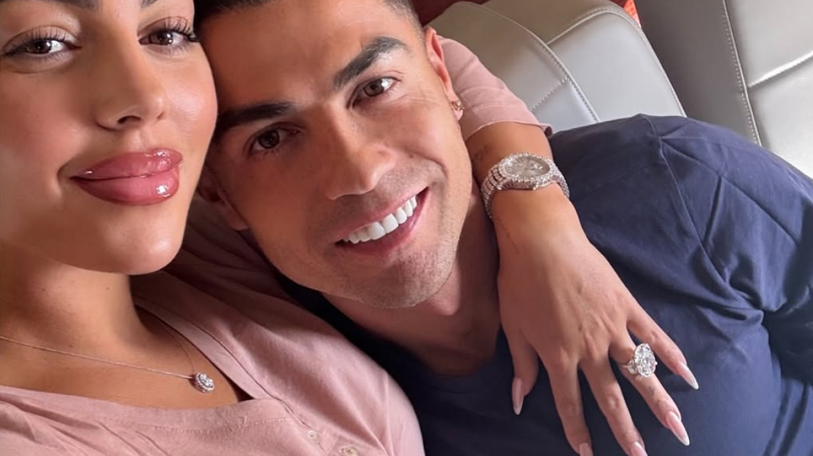 Ρονάλντο και Ροντρίγκεζ: Επίδειξη πλούτου με πανάκριβα ρολόγια Επίδειξη πλούτου από Ρονάλντο και Ροντρίγκεζ: Η φωτογραφία με τα πανάκριβα ρολόγια