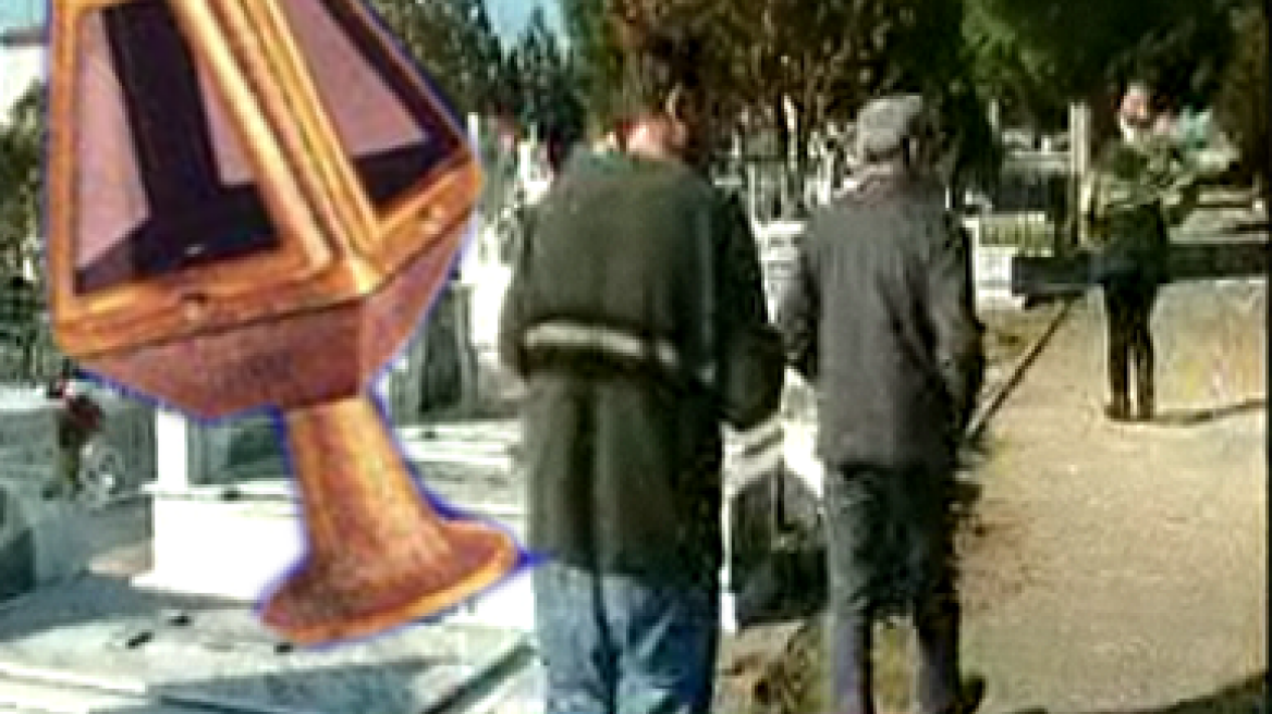 Έκλεψαν καντήλια τάφων στο Καλόκαστρο Σερρών 