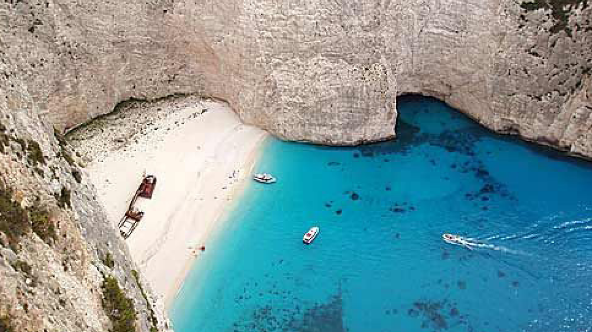 Ποτέ μην τα βάζεις με έναν ελέφαντα!