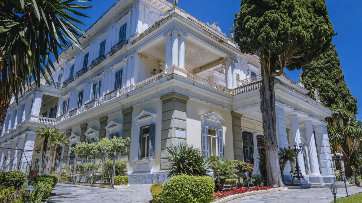 Η ιστορία της «θλιμμένης» αυτοκράτειρας Σίσσυ -Από τη Βιέννη της Αυστρίας στο Αχίλλειο της Κέρκυρας