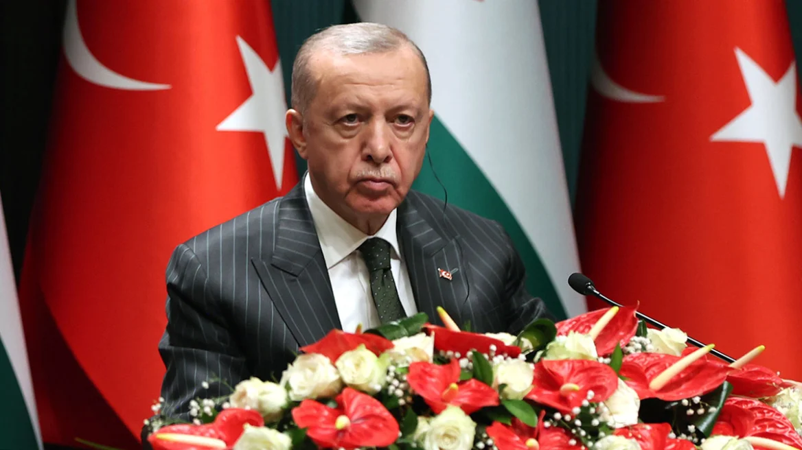 Ερντογάν: Άνευ προηγουμένου παραλήρημα από τον Τούρκο πρόεδρο – «Έλληνες, να μην ξεχνάτε τι έγινε στη Σμύρνη»