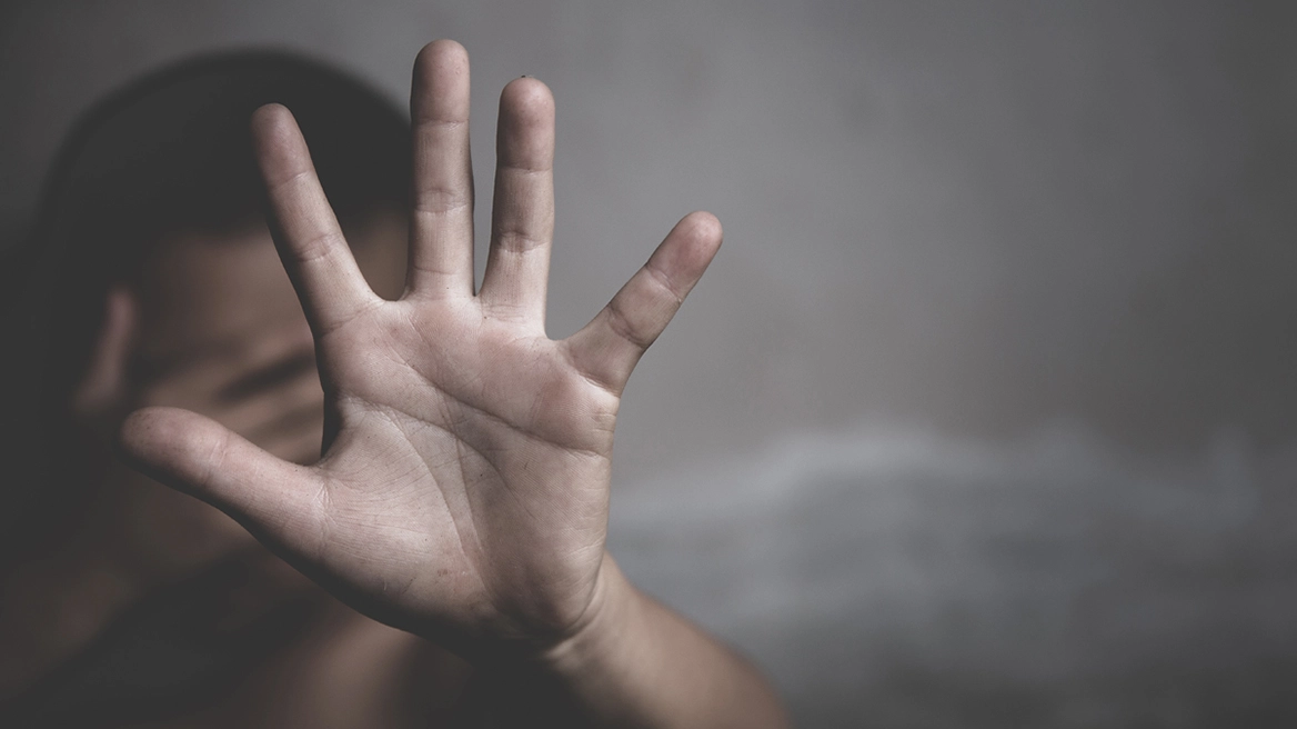 Βιασμός 4χρονου: Τι έδειξε η ιατροδικαστική εξέταση - «Προσπαθώ να στηρίξω το παιδί», λέει η μητέρα