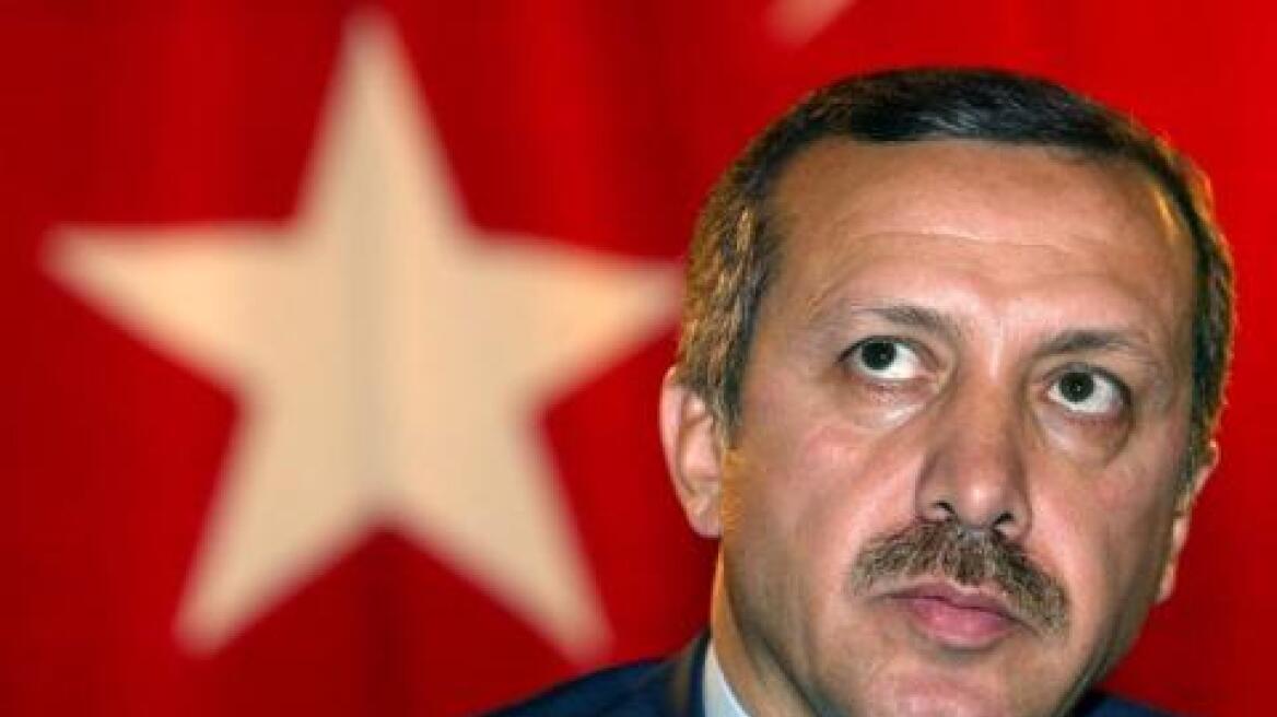 Αυστηρό «μήνυμα» Ερντογάν προς Τουρκοκυπρίους