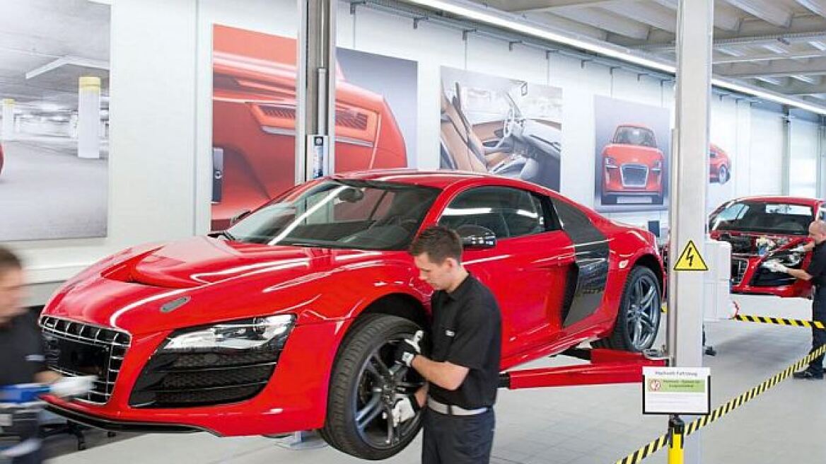 Στη γραμμή παραγωγής του Audi R8 e-Tron! (Video)