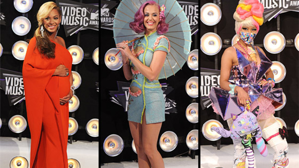 Τι φόρεσαν οι σταρ στα βραβεία MTV
