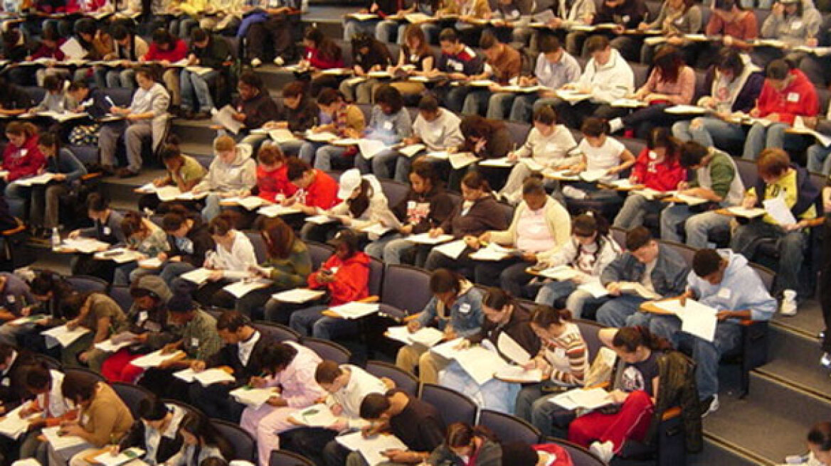 Διευκρινίσεις για τις εξετάσεις των επί πτυχίω φοιτητών