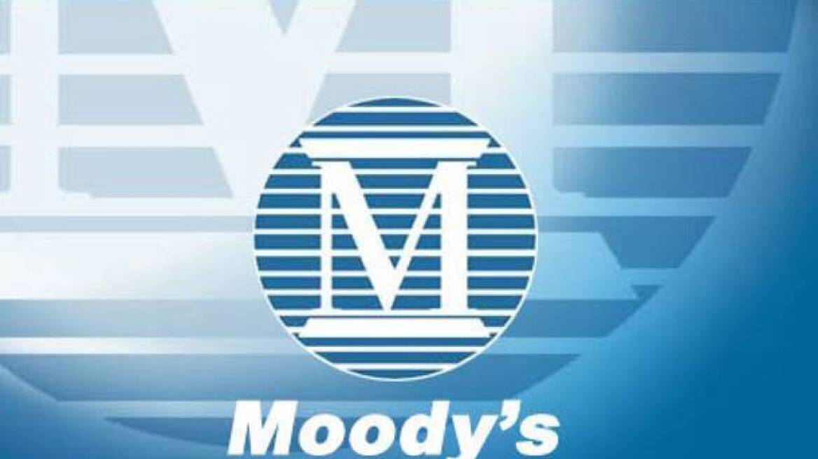 Νέο «χτύπημα» από την Moody’s