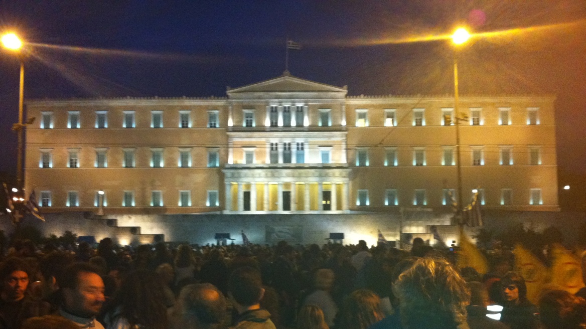 Indignant citizens meet in Syntagma square