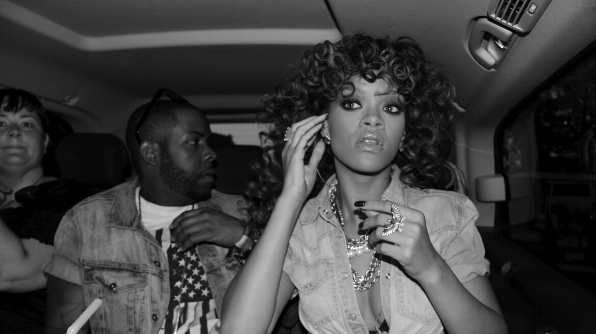 Backstage φωτογραφίες από το «Loud Tour» της Rihanna