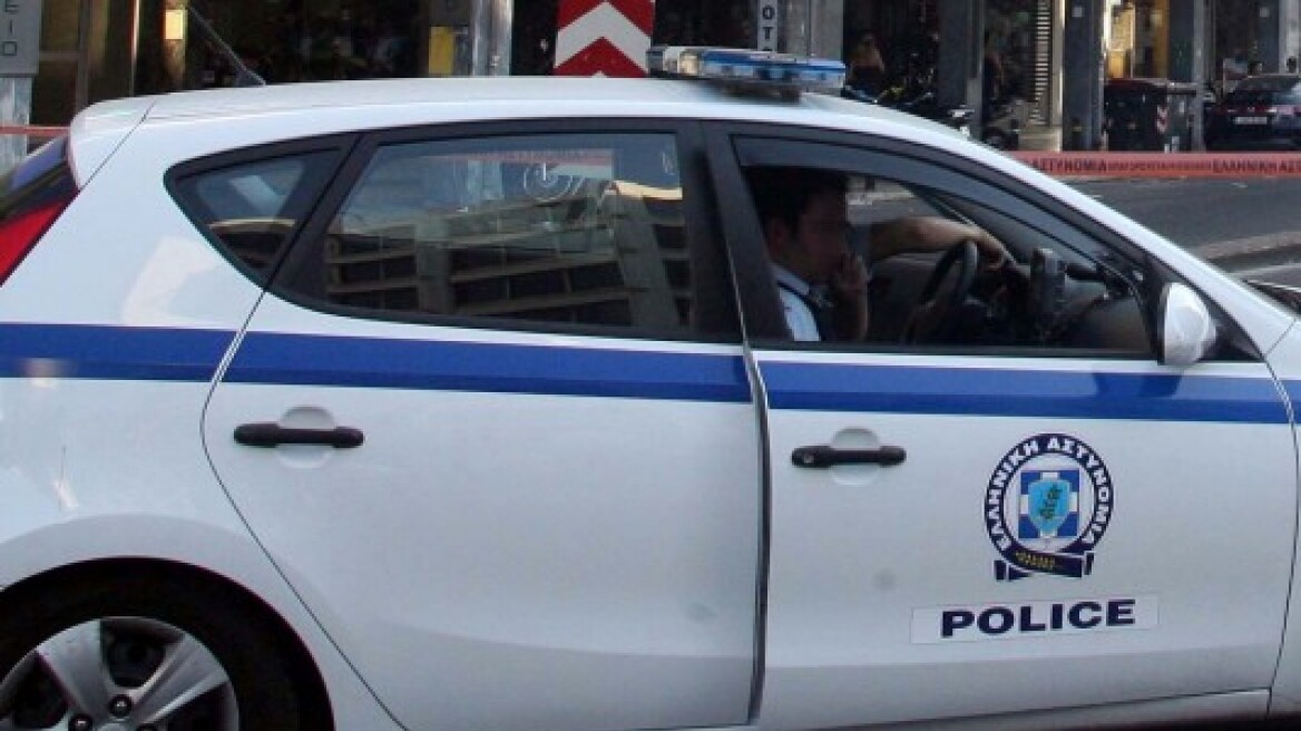 Πυροβολισμοί κατά αστυνομικών στο Παλαιό Φάληρο