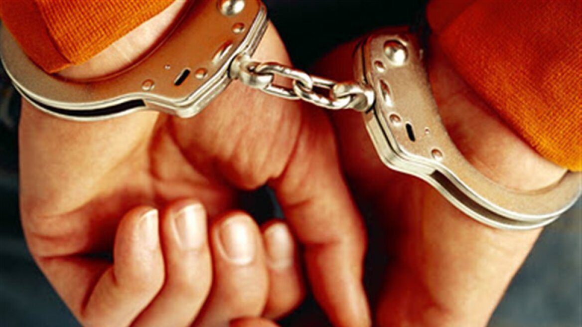 Σύλληψη 28χρονου αλλοδαπού για ναρκωτικά στη Λαμία