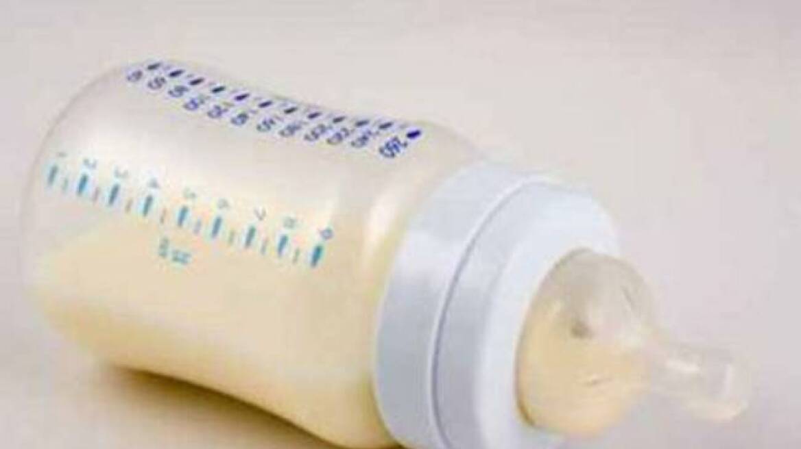 Έπεσαν 23% οι τιμές στο βρεφικό γάλα σκόνης
