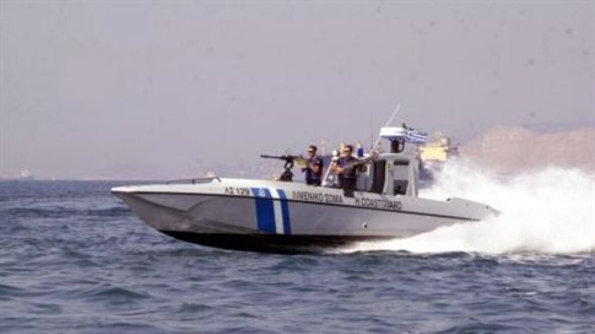 Σκάφος με παράνομους μετανάστες εντοπίστηκε στον Αστακό 