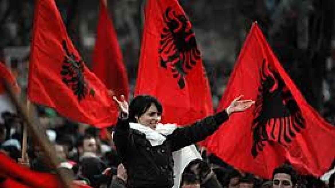 Καταδικάζουν τα Τίρανα τις συλλήψεις αλβανοφώνων