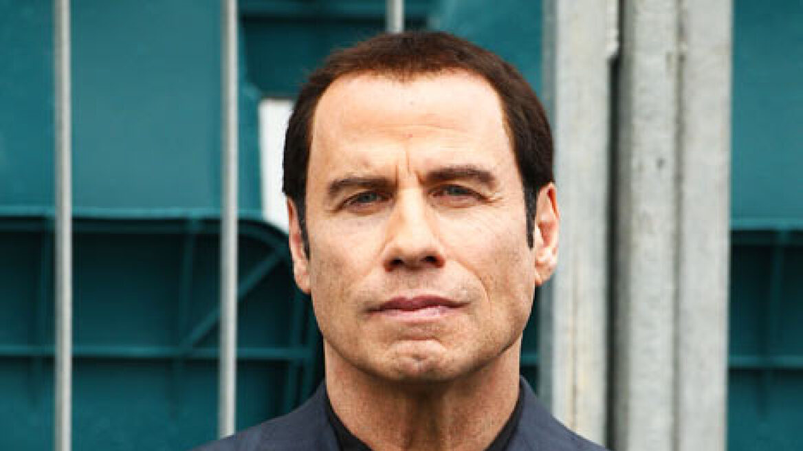 Ο John Travolta... ψάχνει μασέρ!