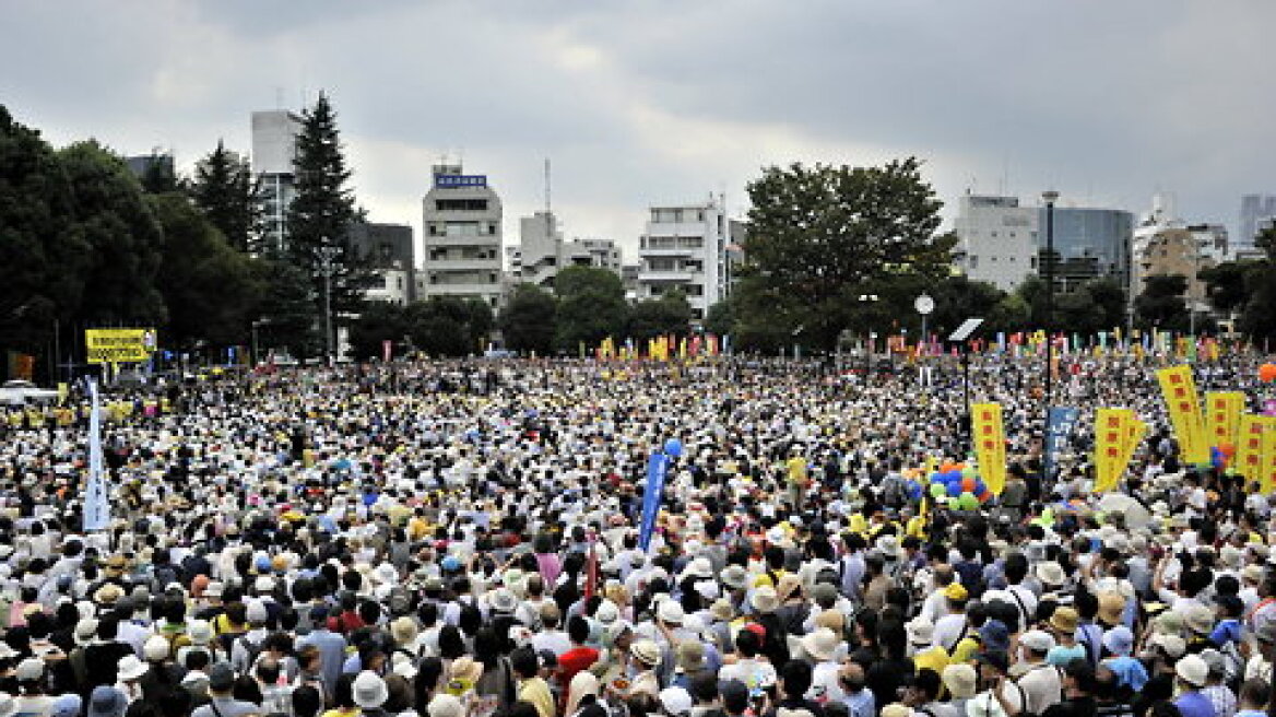 Τόκιο: Χιλιάδες στους δρόμους κατά της επαναλειτουργίας πυρηνικού αντιδραστήρα