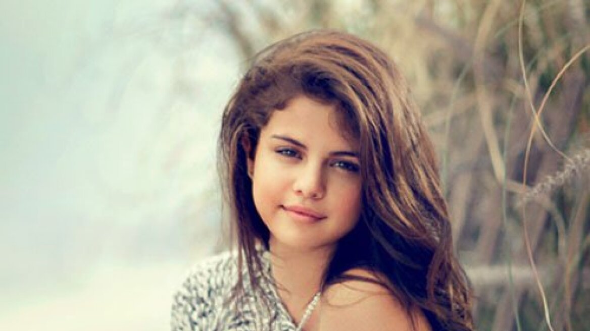 Selena Gomez: Δανείζει τη φωνή της στο «Hotel Transylvania»