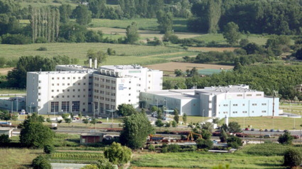 Κατάληψη από εργαζομένους στο νοσοκομείο Σερρών 