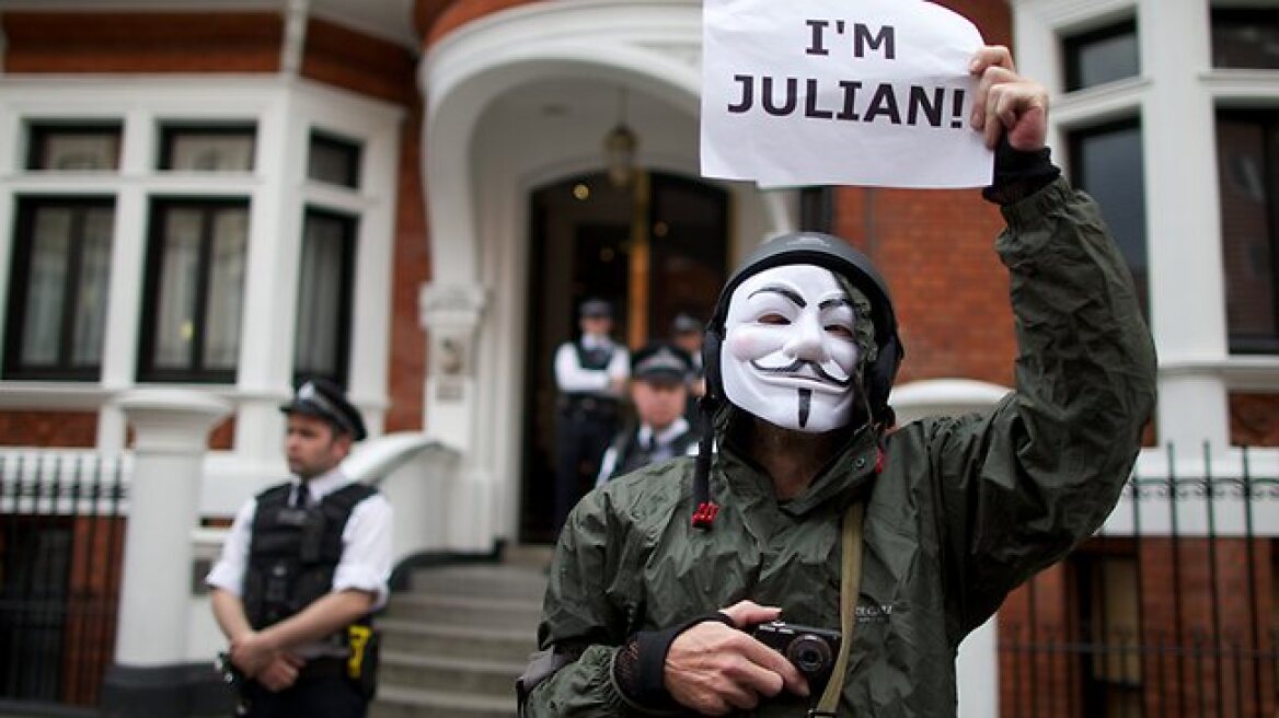Anonymous εναντίον βρετανικής κυβέρνησης λόγω Ασάνζ