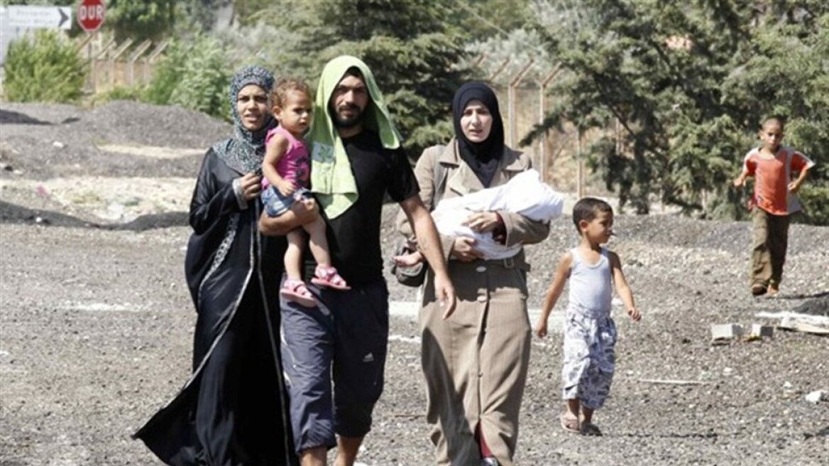 Μέχρι 200.000 Σύροι μπορεί να διαφύγουν προς την Τουρκία 