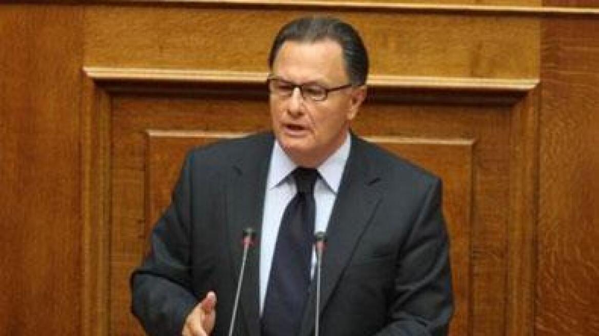 Δεν έχει αποφασιστεί η αποδοχή της δωρεάν στρατιωτικής βοήθειας από τις ΗΠΑ, λέει ο Παναγιωτόπουλος  