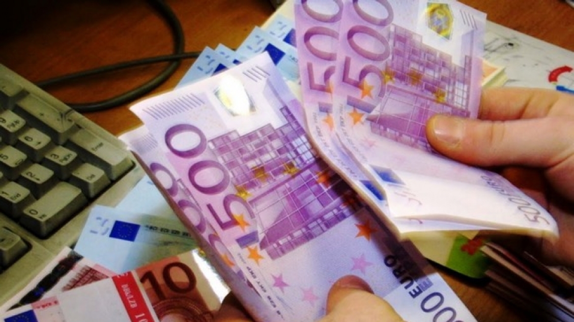 «Ζεστό χρήμα» 1,4 δισ. ευρώ μπήκε το Σεπτέμβριο στις ελληνικές τράπεζες 