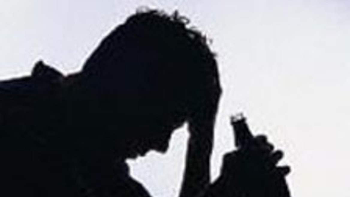 Ένας στους τρεις Ρώσους πολίτες αντιμετωπίζει πρόβλημα αλκοολισμού