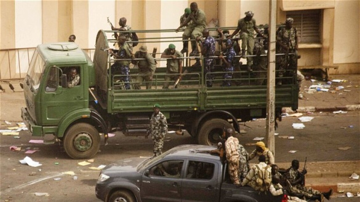 Η επέμβαση στο Μάλι θέτει σε κίνδυνο τους Γάλλους πολίτες, δηλώνουν οι ισλαμιστές