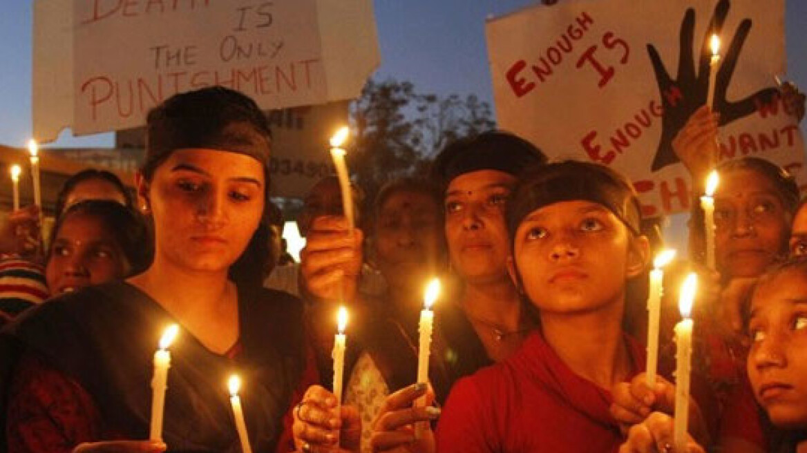 Σοκ: Δολοφόνησαν τρεις αδελφούλες στην Ινδία, αφού πρώτα τις βίασαν