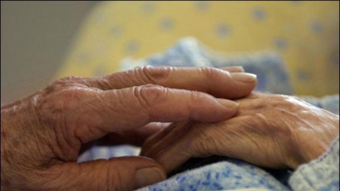 75χρονη βρέθηκε νεκρή δεμένη χειροπόδαρα μέσα στο σπίτι της