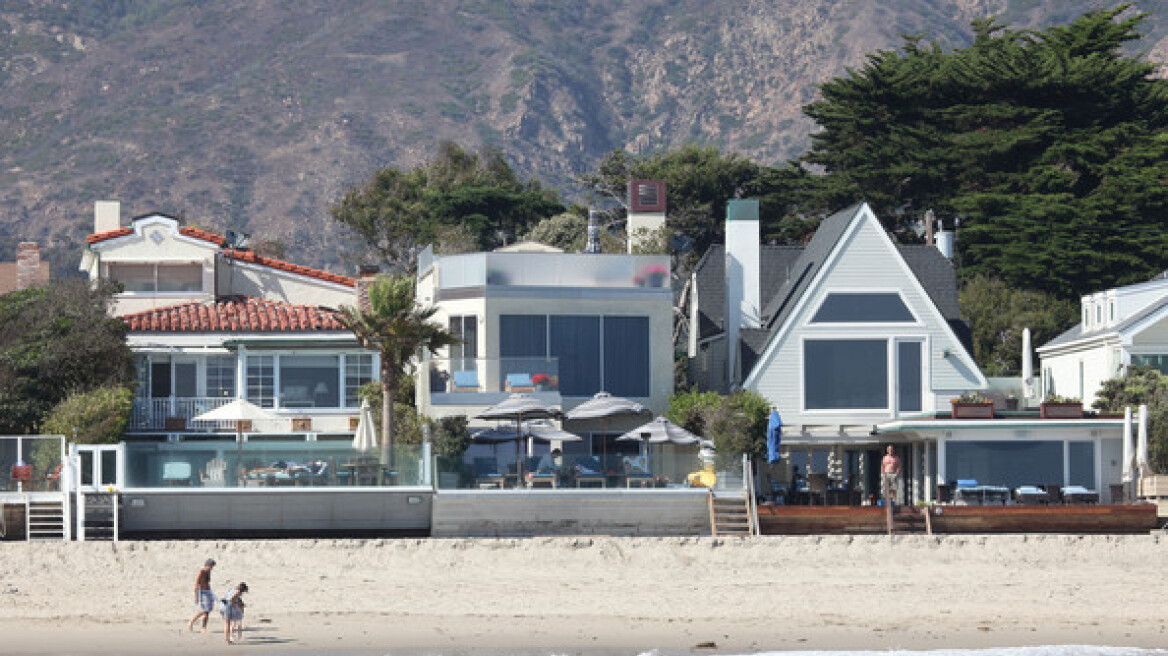 Jim Carrey: Πουλάει το πολυτελές σπίτι του στην Καλιφόρνια