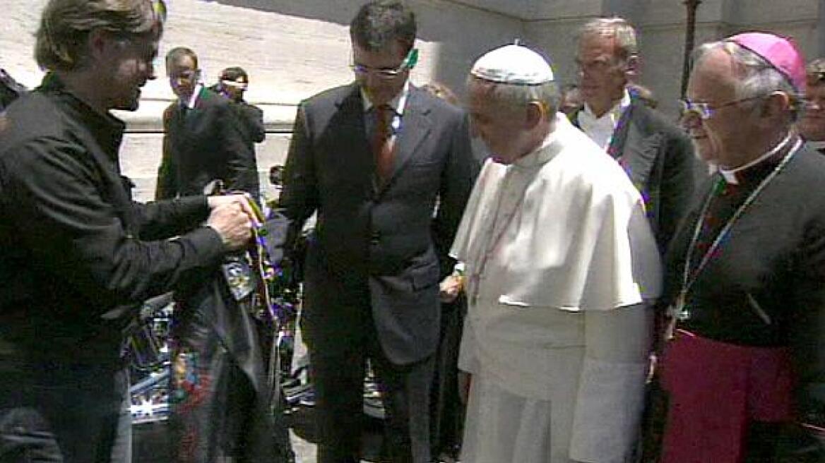 «Χαρλεάς» ο Πάπας Φραγκίσκος