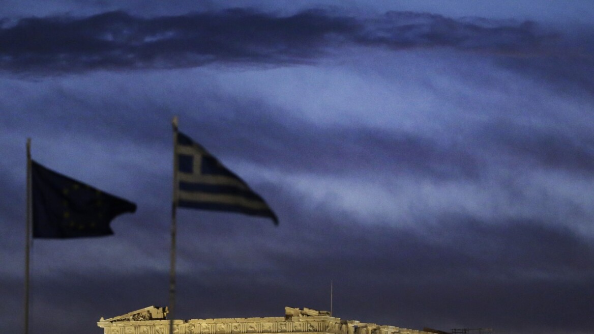 NYT: Πολύ καλή για να είναι αληθινή η σταθερότητα στην Ελλάδα