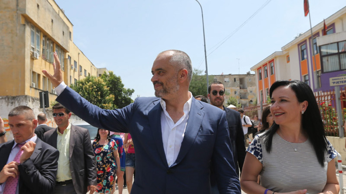 Ο Έντι Ράμα νικητής των εκλογών στην Αλβανία
