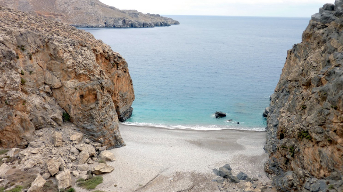 Δείτε τις 15 μυστικές παραλίες της Κρήτης